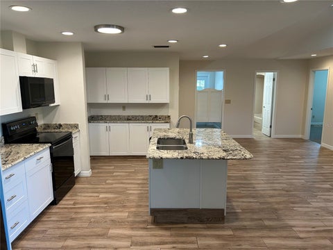 Tiny photo for 8321 NW 2nd Street, Ocala, FL 34482 (MLS # OM734570)