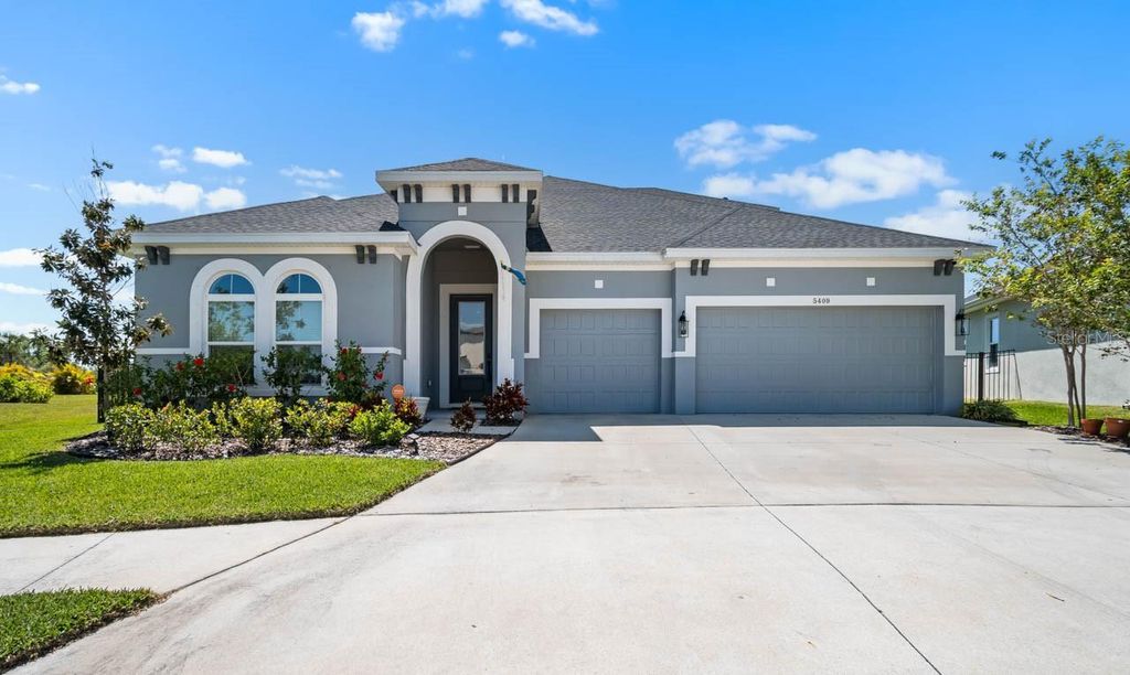 Photo of 5409 Del Coronado Drive, Apollo Beach, FL 33572 (MLS # TB8373483)