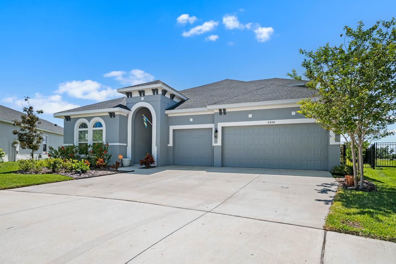 5409 DEL CORONADO DRIVE