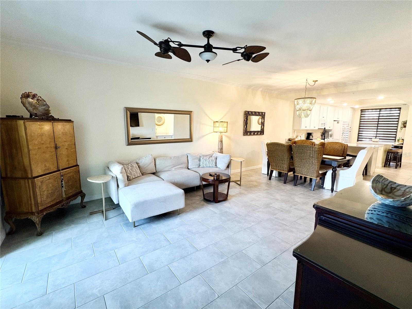 VERANDA VI AT LAKEWOOD NATIONAL PH I - Residential Lease