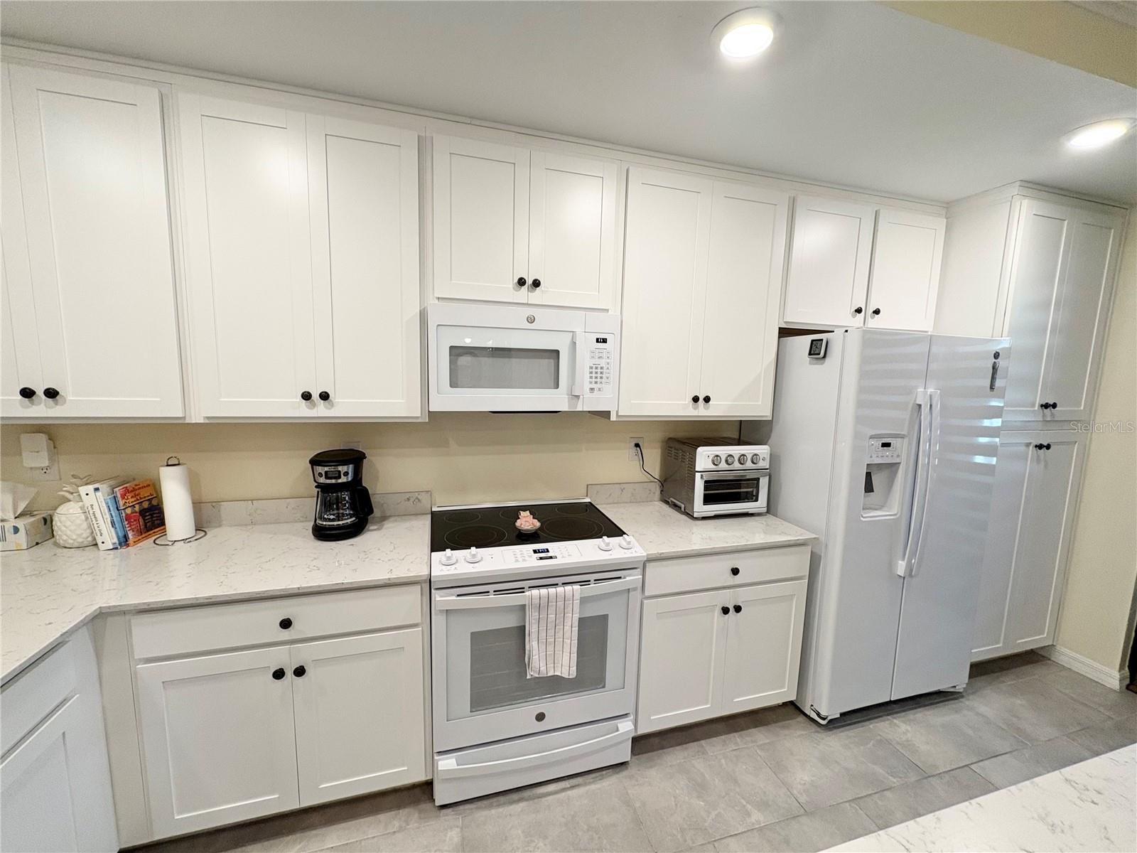 VERANDA VI AT LAKEWOOD NATIONAL PH I - Residential Lease