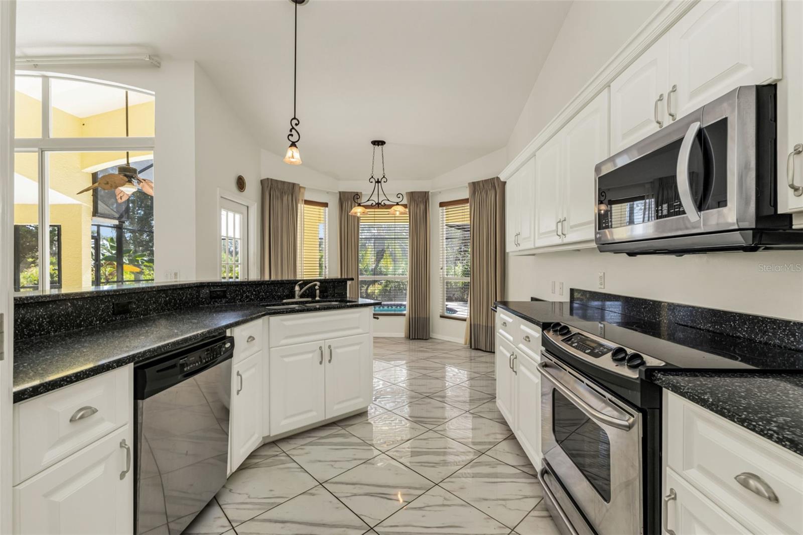 STONEBRIDGE AT RIVERWOOD - Residential