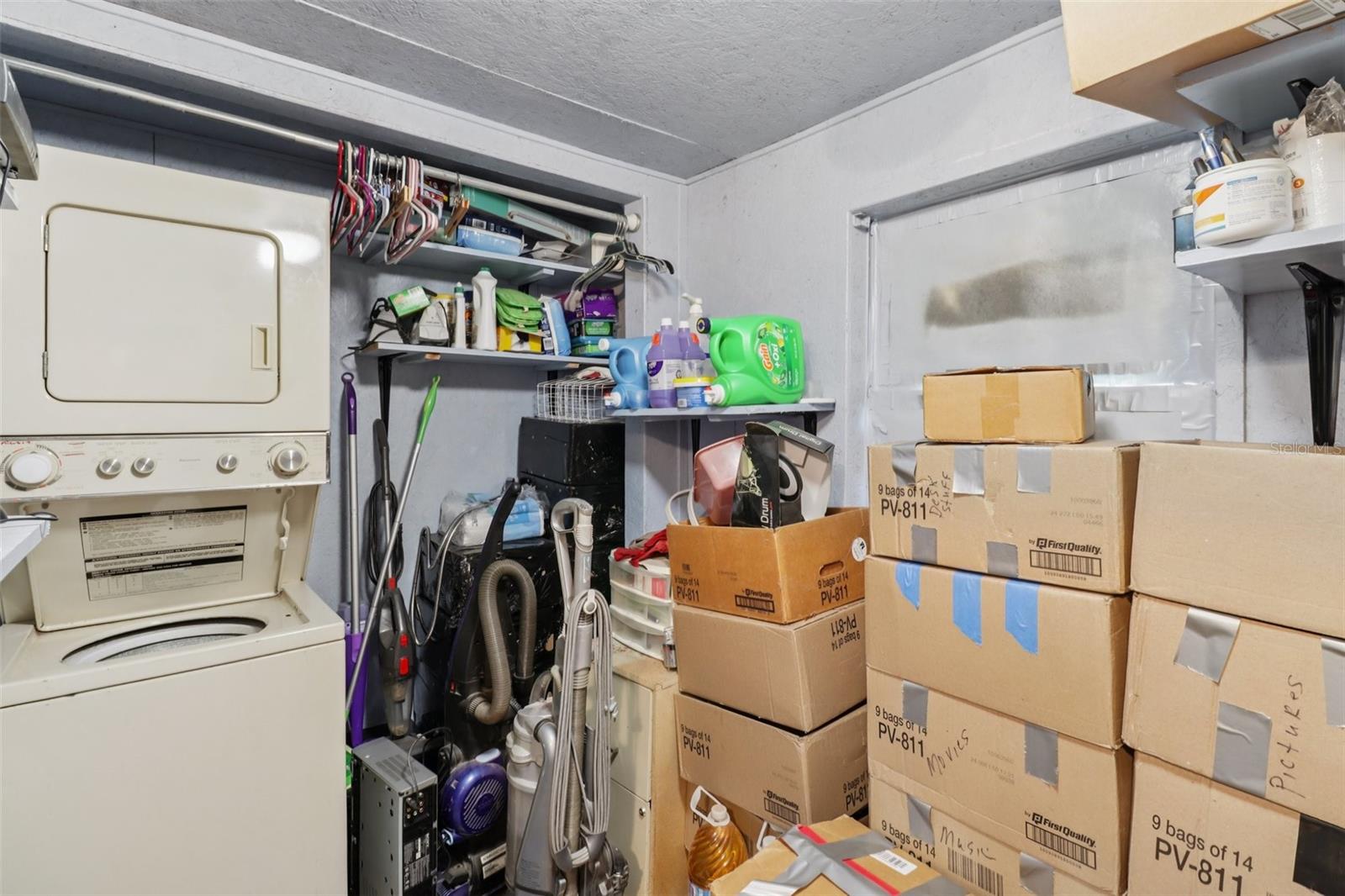 LAKE EUSTIS VILLAGE PARK - Residential