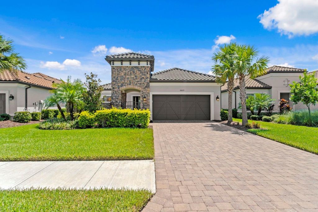 Photo of 10609 Calluna Drive, Odessa, FL 33556 (MLS # TB8421293)