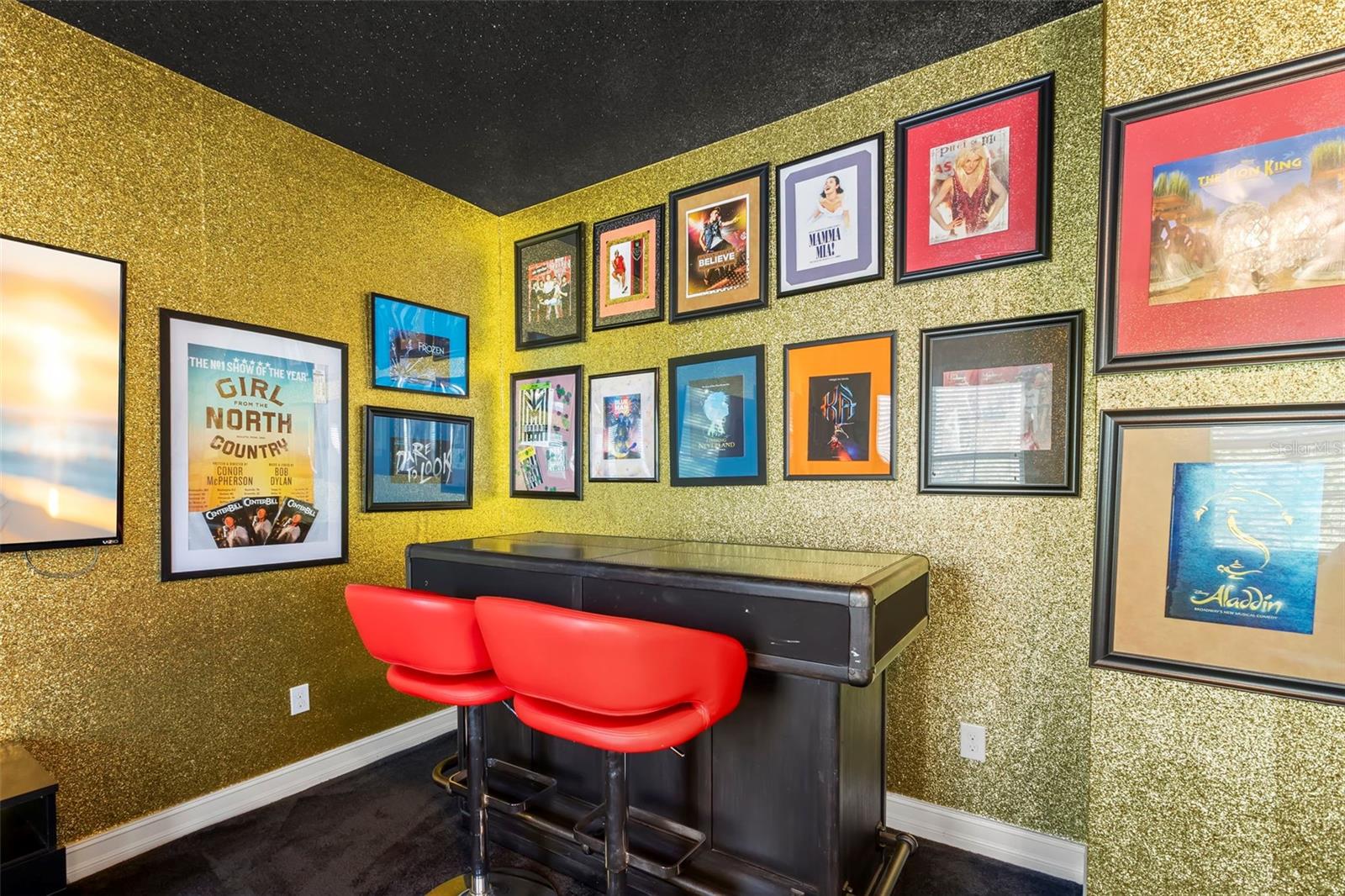 FISHHAWK RANCH TOWNCENTER PHAS - Residential