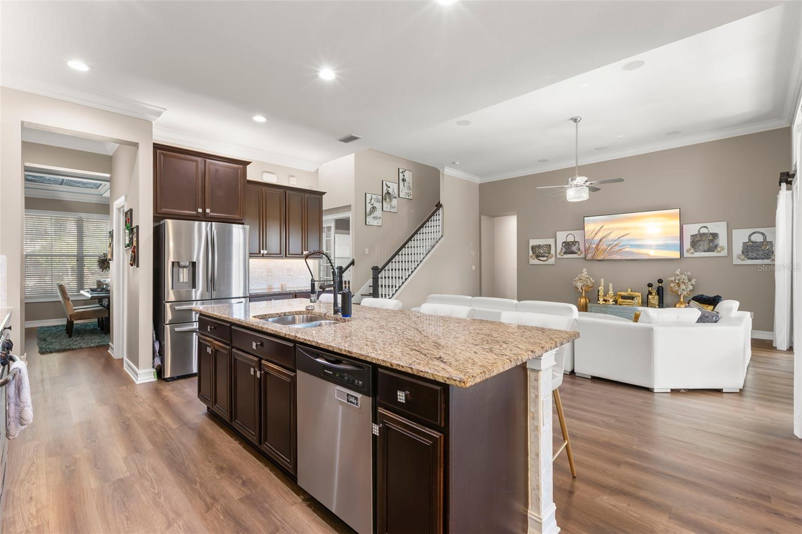 FISHHAWK RANCH TOWNCENTER PHAS - Residential