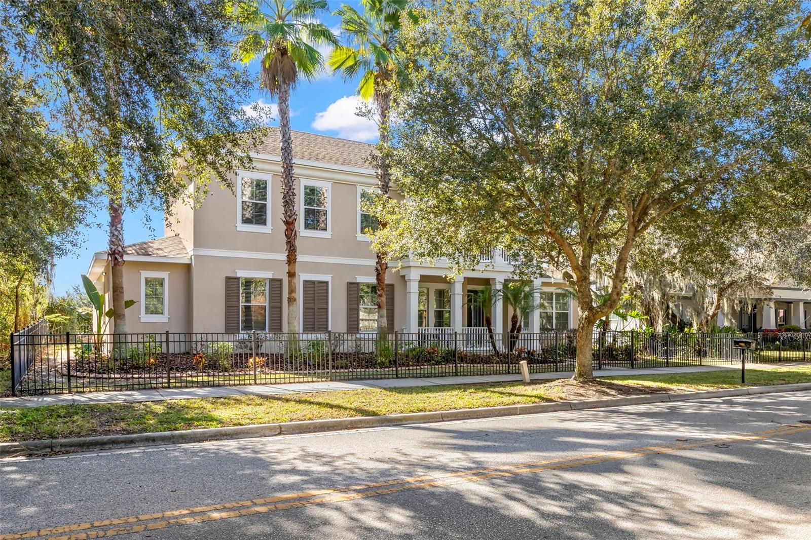 5906 FISHHAWK CROSSING BOULEVARD