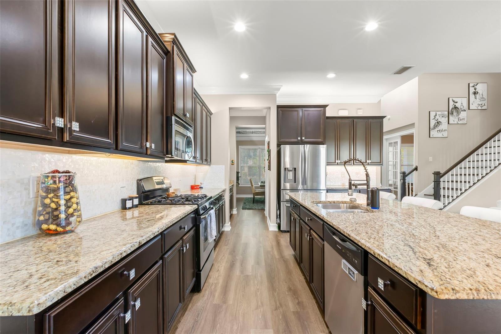 FISHHAWK RANCH TOWNCENTER PHAS - Residential