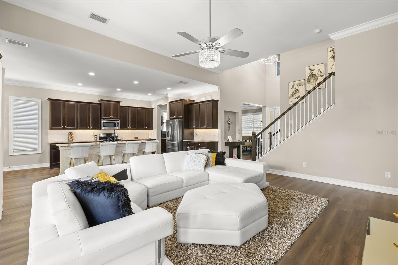 FISHHAWK RANCH TOWNCENTER PHAS - Residential