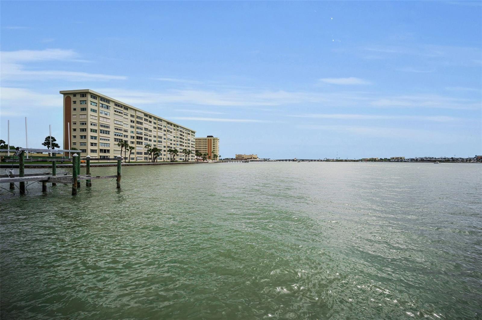 RIDGEWOOD RIVIERA - Residential