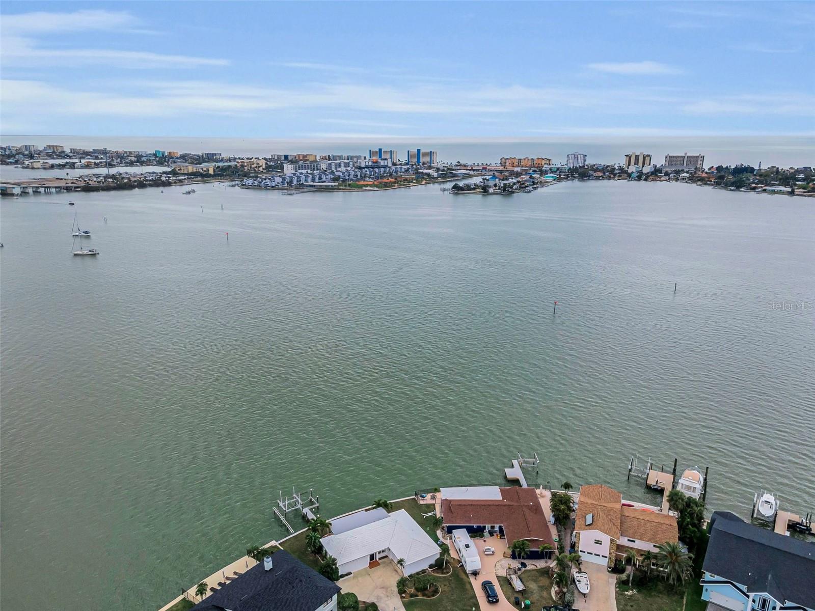 RIDGEWOOD RIVIERA - Residential