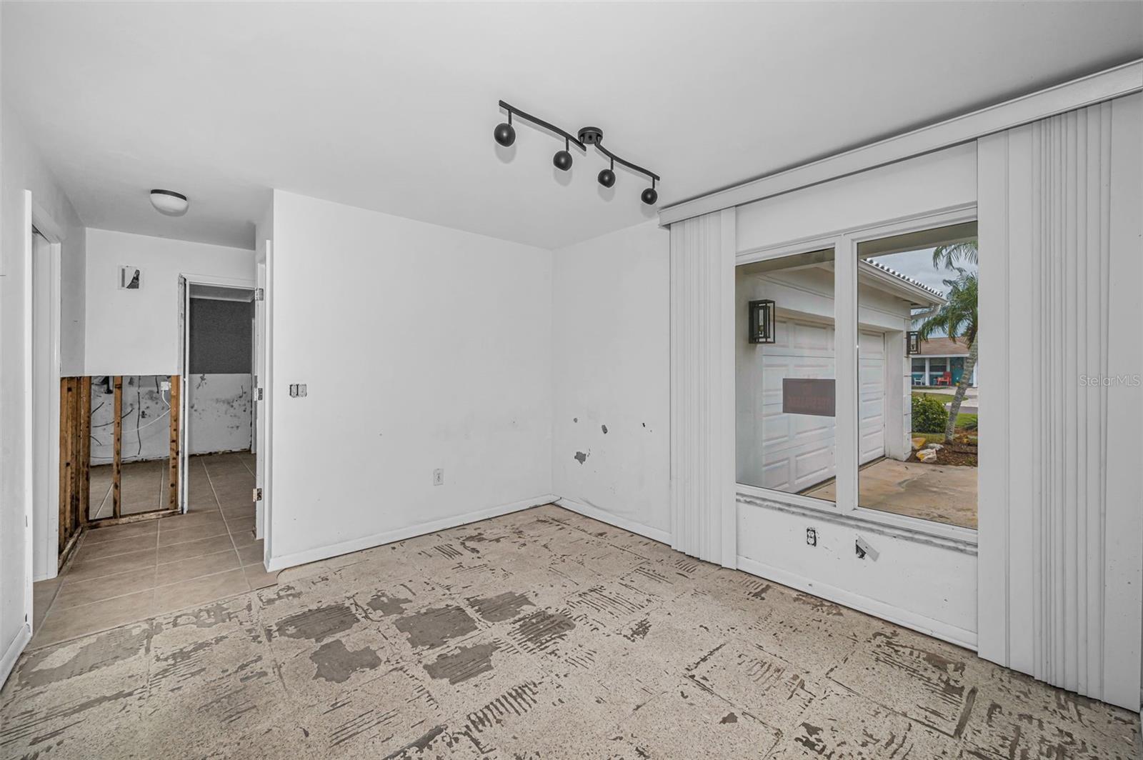 RIDGEWOOD RIVIERA - Residential