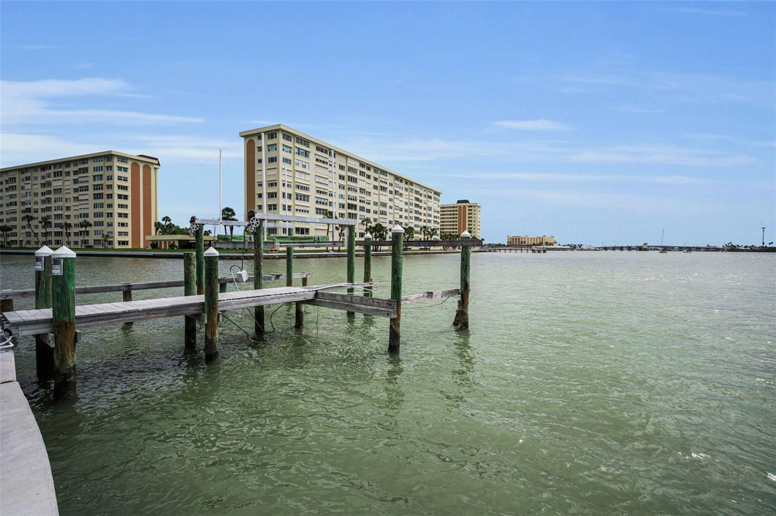 RIDGEWOOD RIVIERA - Residential