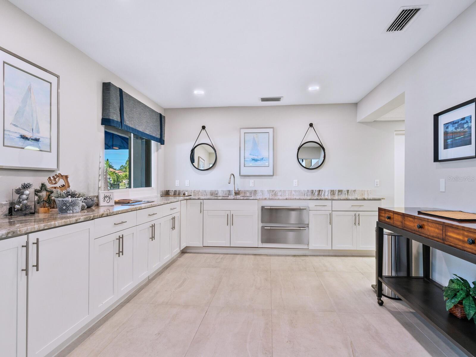 SOUTHBAY YACHT & RACQUET CLUB - Residential