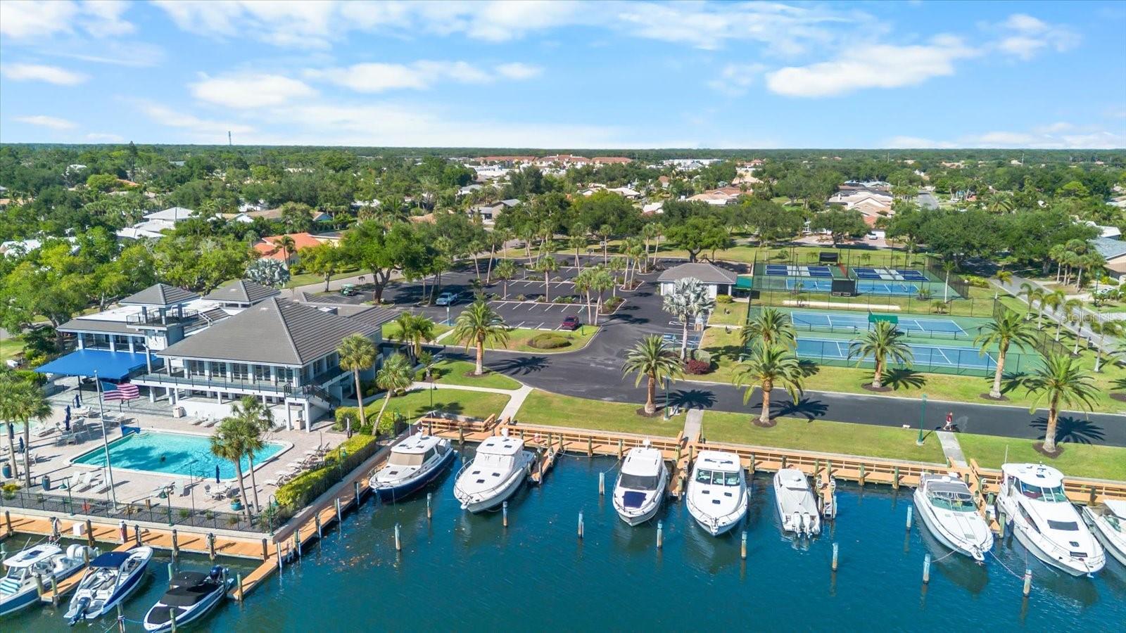 SOUTHBAY YACHT & RACQUET CLUB - Residential