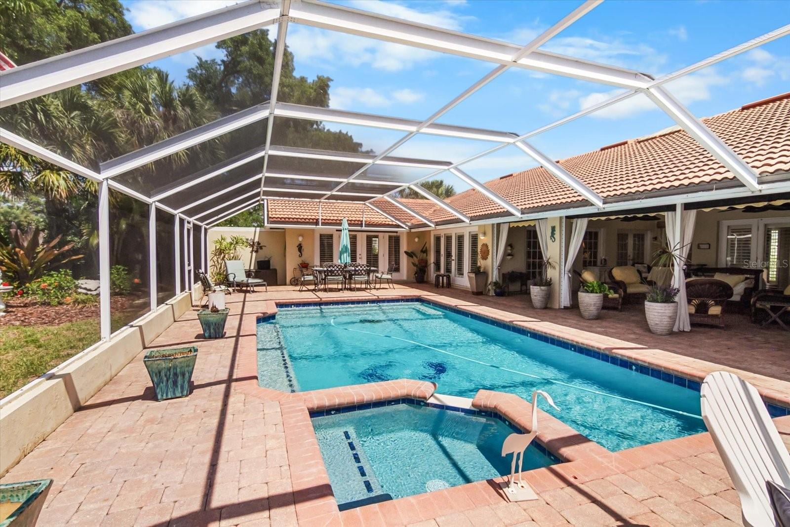 SOUTHBAY YACHT & RACQUET CLUB - Residential