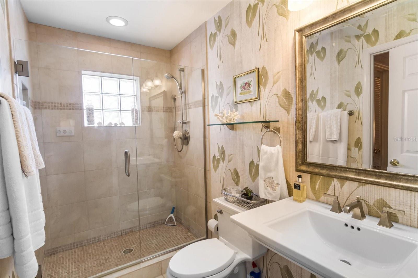 SOUTHBAY YACHT & RACQUET CLUB - Residential