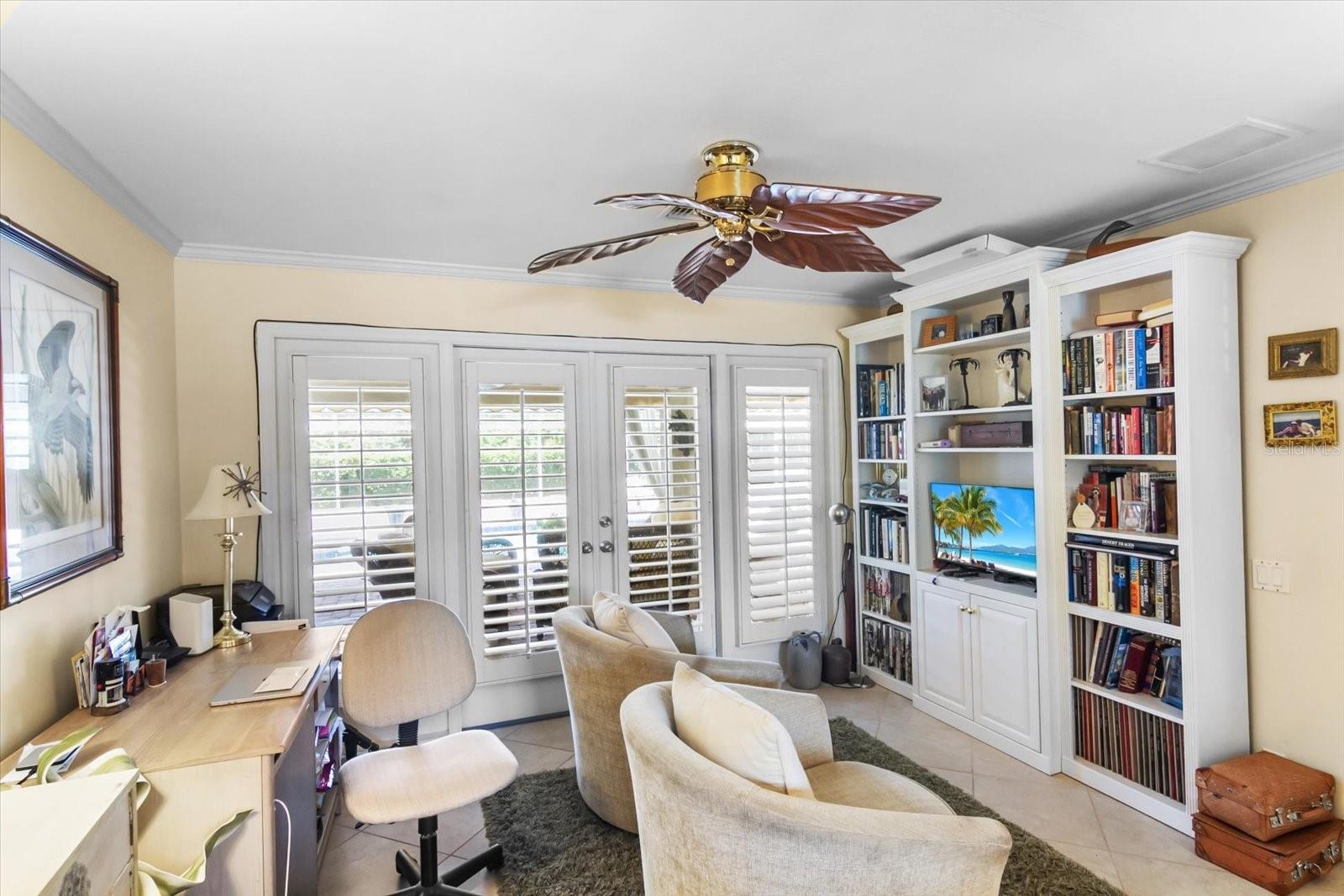 SOUTHBAY YACHT & RACQUET CLUB - Residential