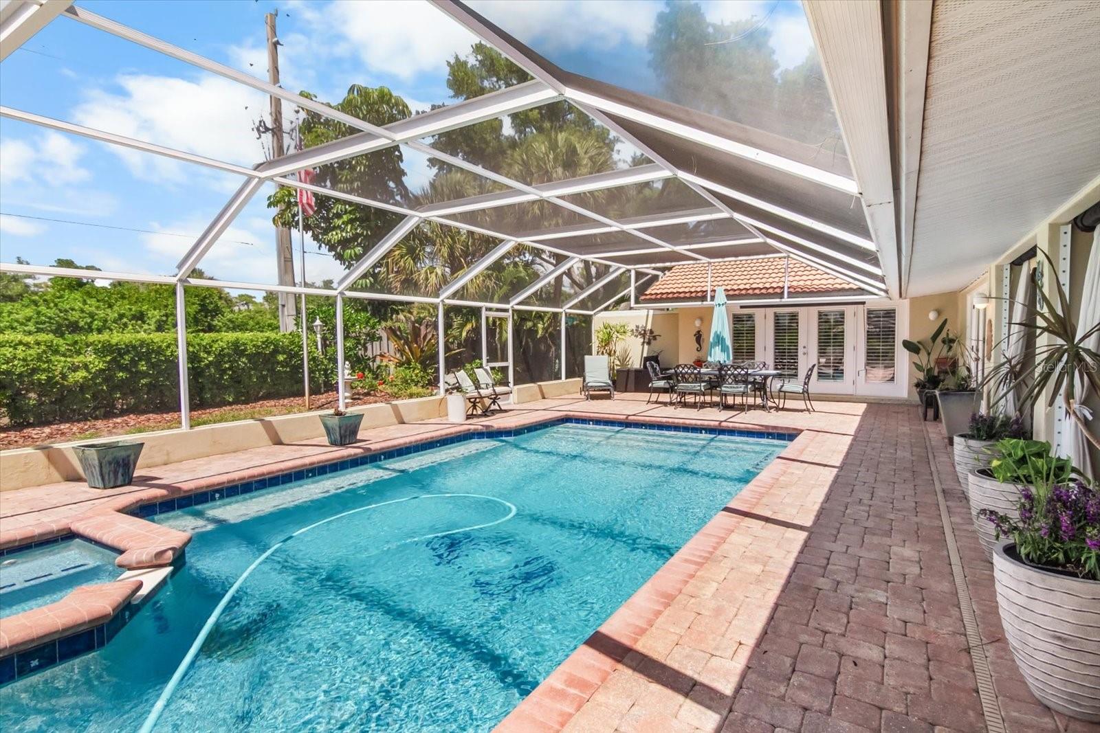 SOUTHBAY YACHT & RACQUET CLUB - Residential