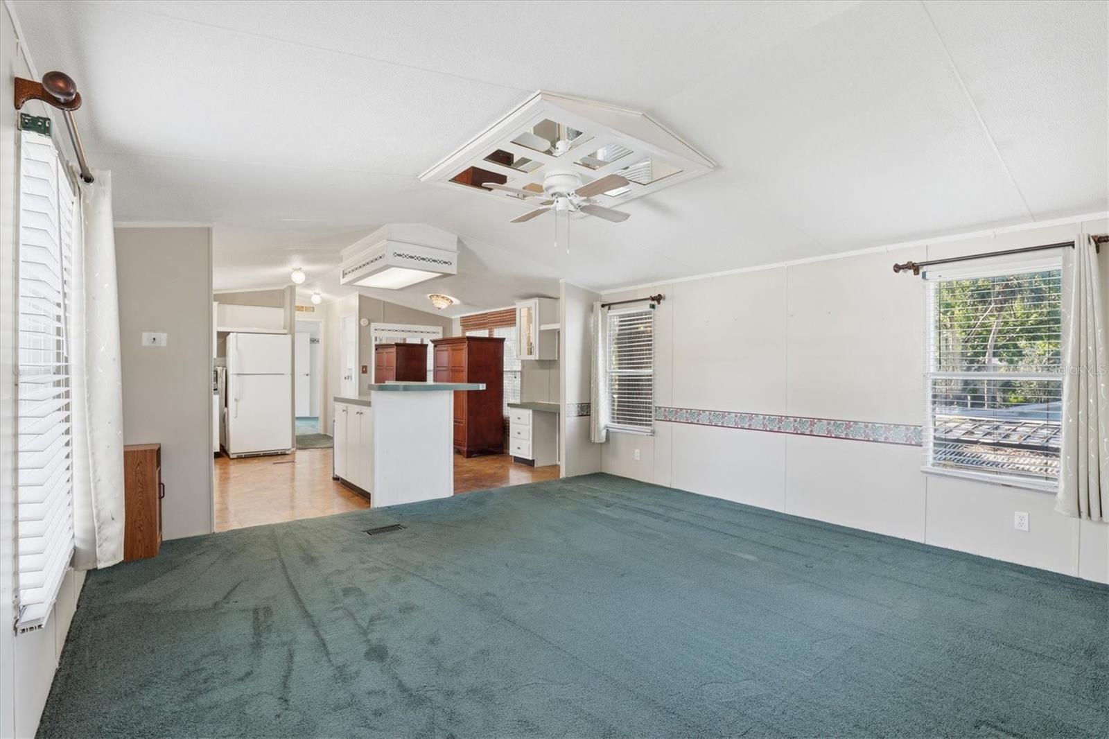 WEEKI WACHEE GARDENS - Residential