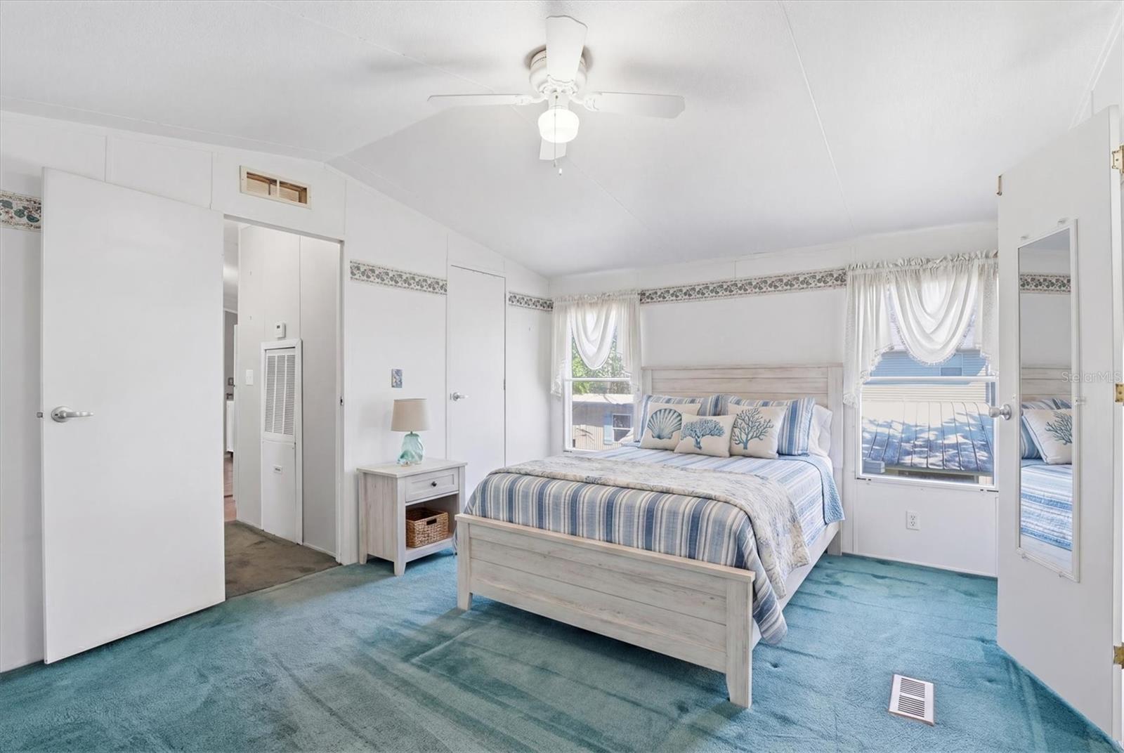 WEEKI WACHEE GARDENS - Residential