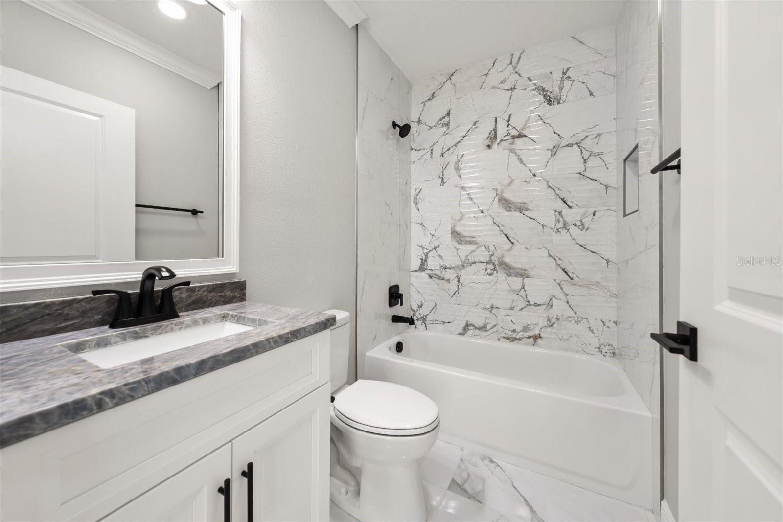 LA BRISA DEL MAR CONDO UNIT 303 - Residential