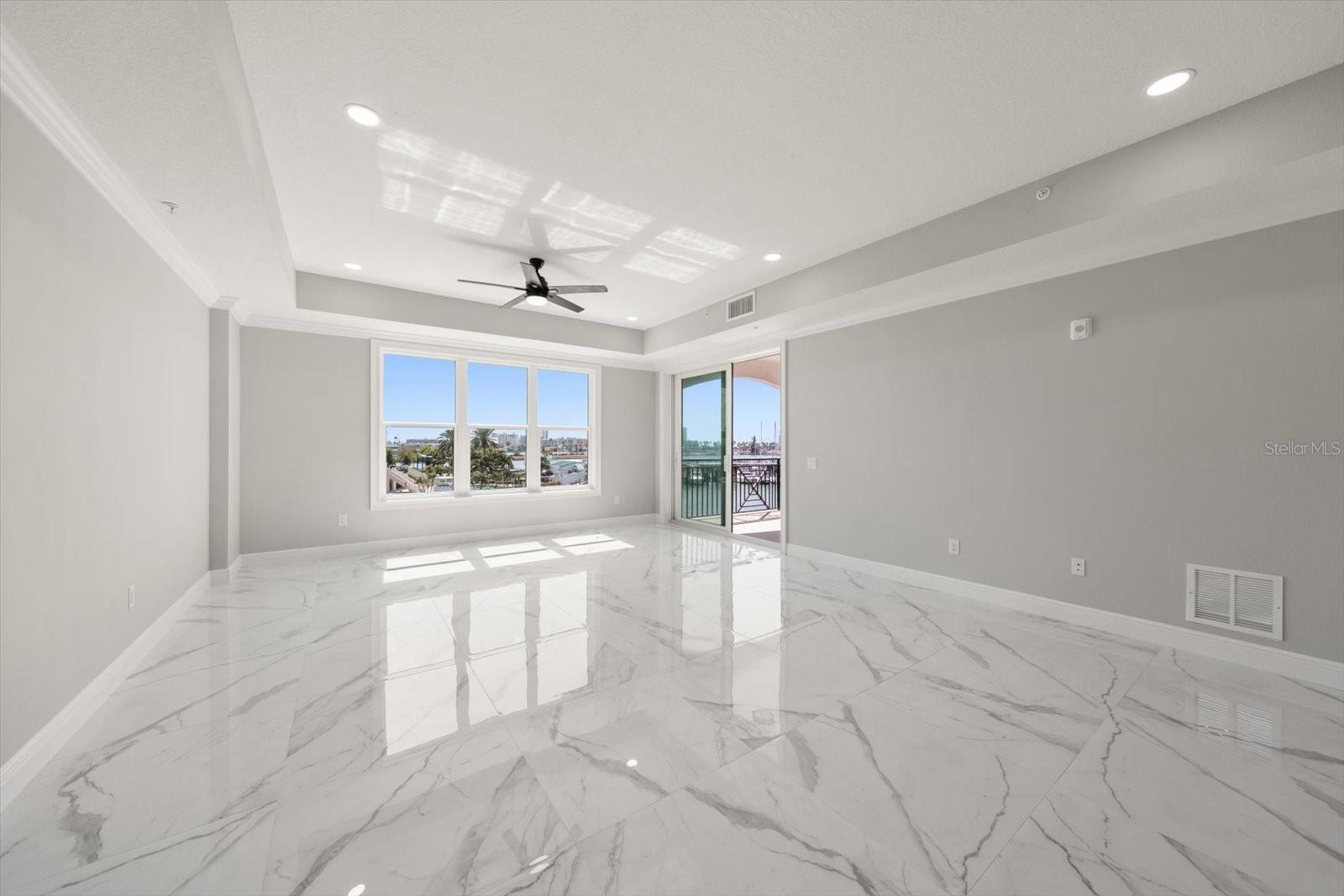 LA BRISA DEL MAR CONDO UNIT 303 - Residential