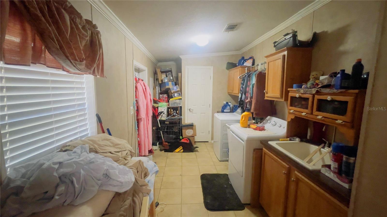 LIBBY HTS M H COMMUNITY - Residential