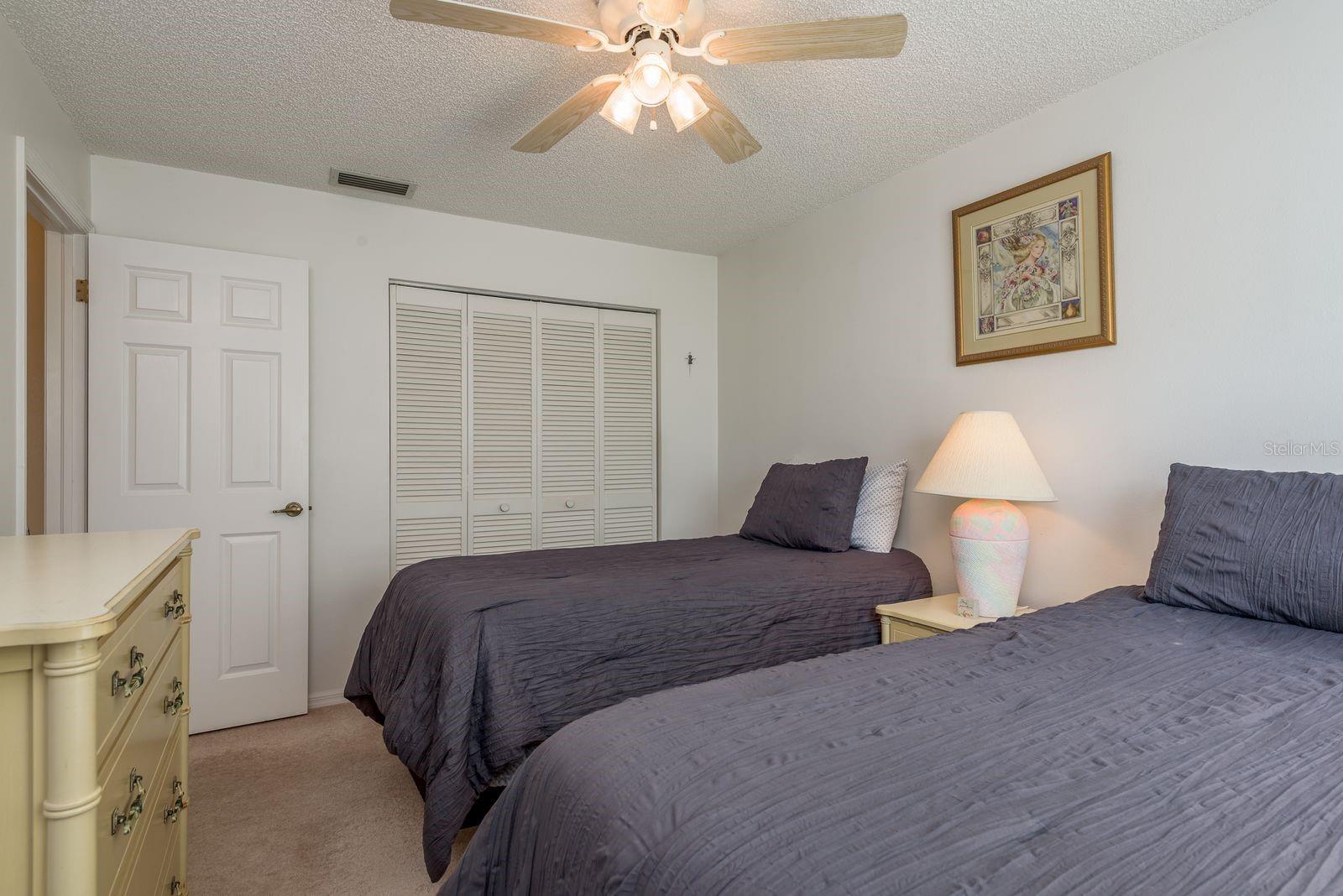 WOOD VIEW AT MEADOW OAKS - Residential