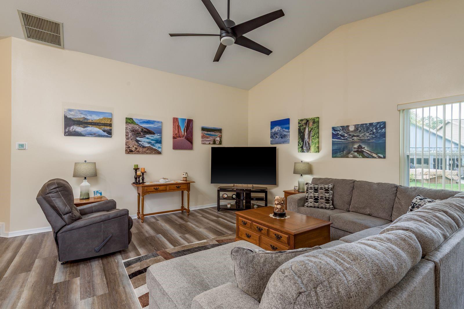 WOOD VIEW AT MEADOW OAKS - Residential