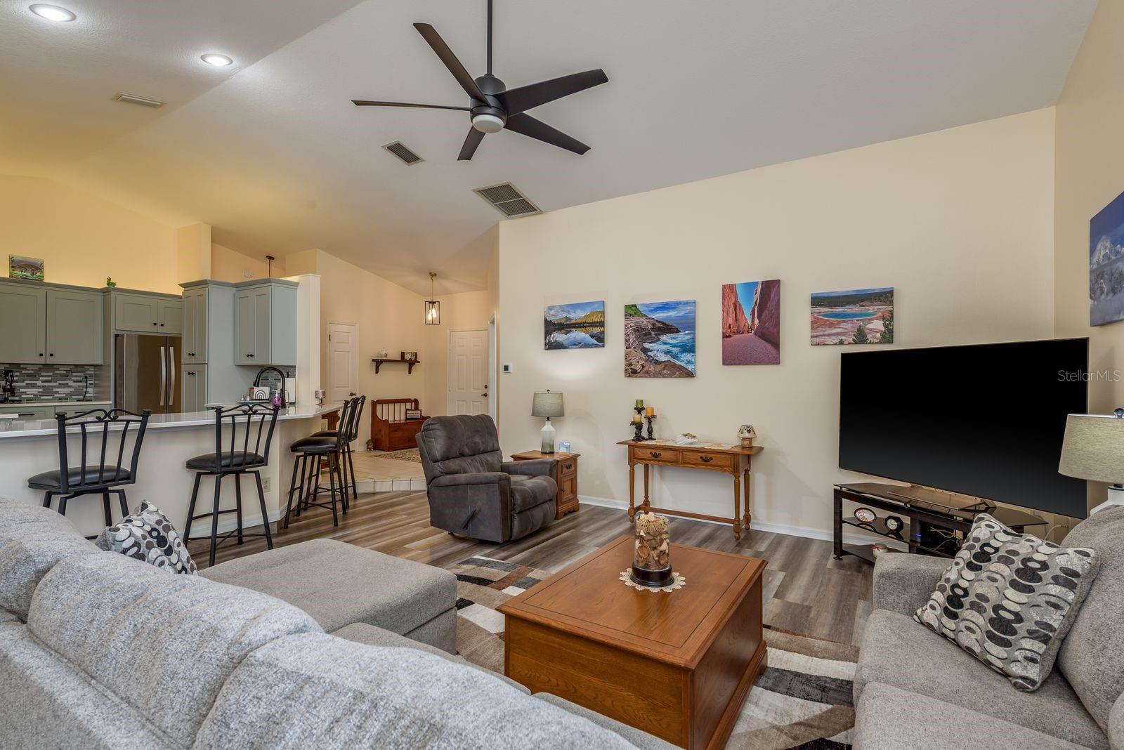 WOOD VIEW AT MEADOW OAKS - Residential