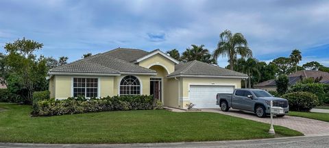 Photo of 4146 Hearthstone Drive, Sarasota, FL 34238 (MLS # C7512873)