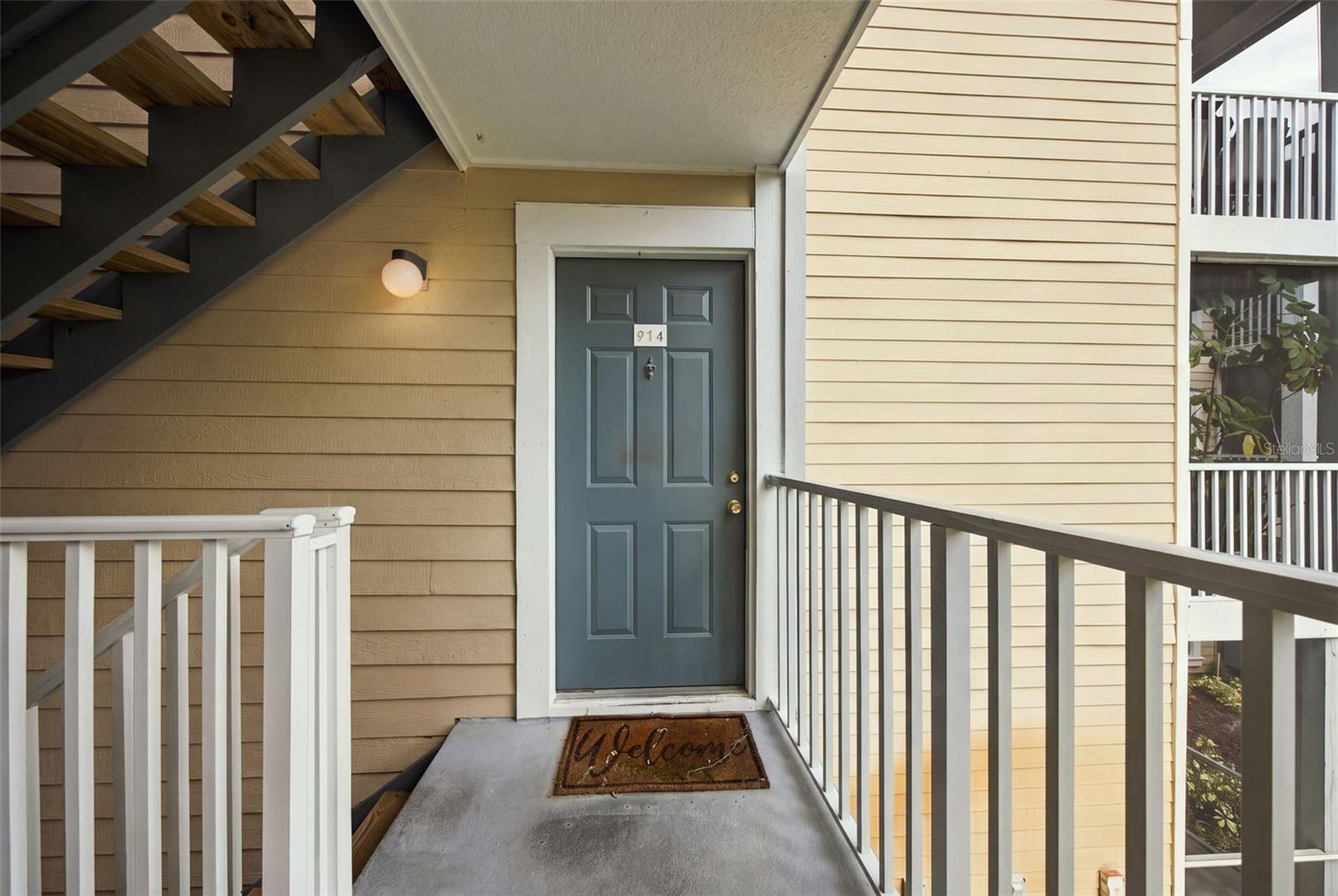 10020 STRAFFORD OAK COURT 914