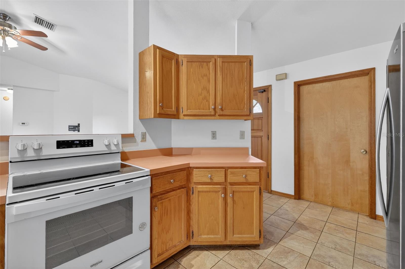 GOLDEN HEIGHTS - Residential