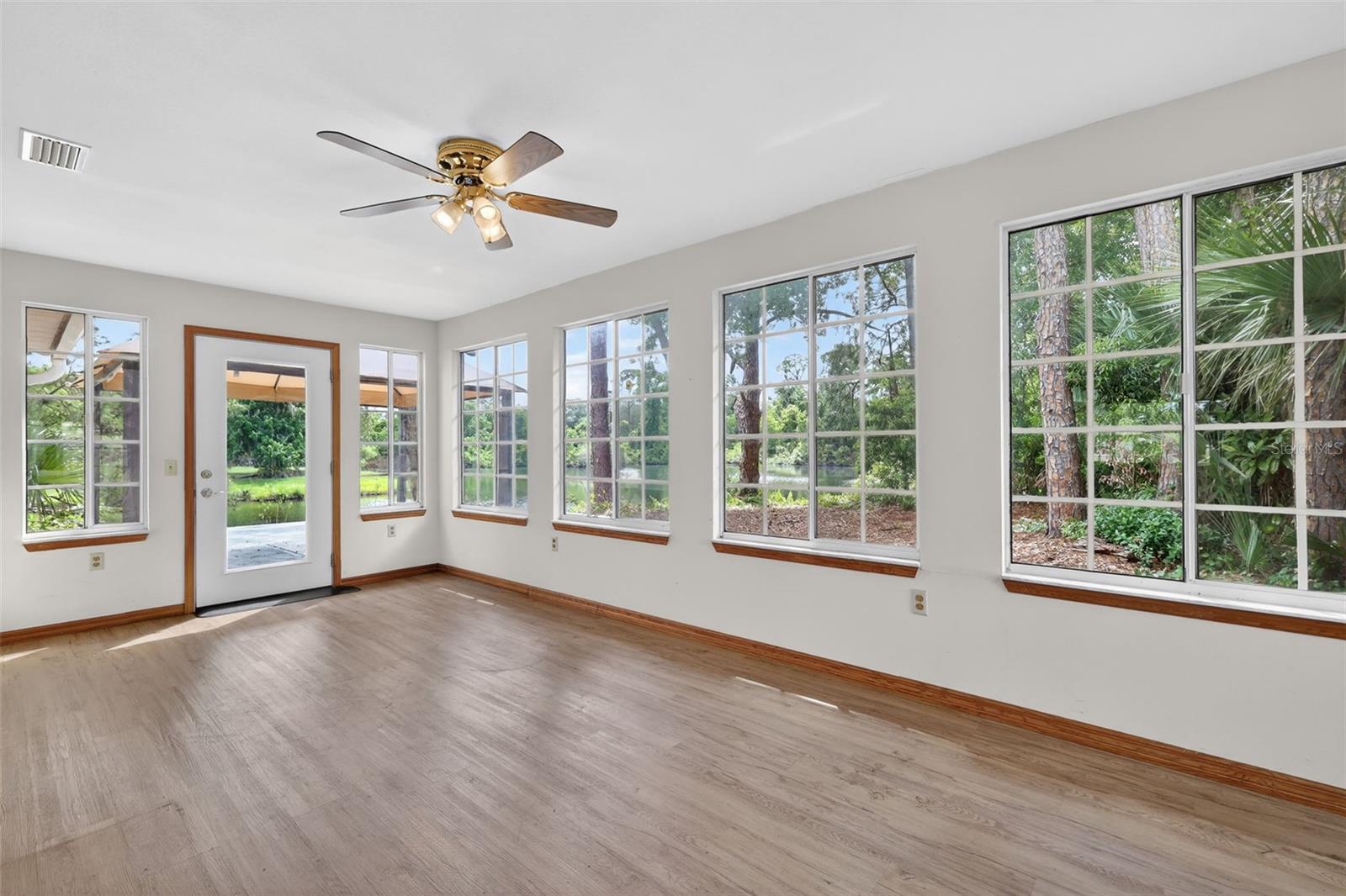 GOLDEN HEIGHTS - Residential