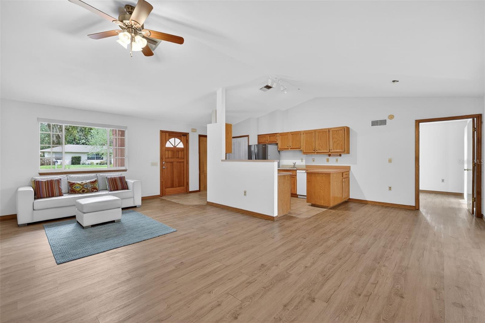 GOLDEN HEIGHTS - Residential