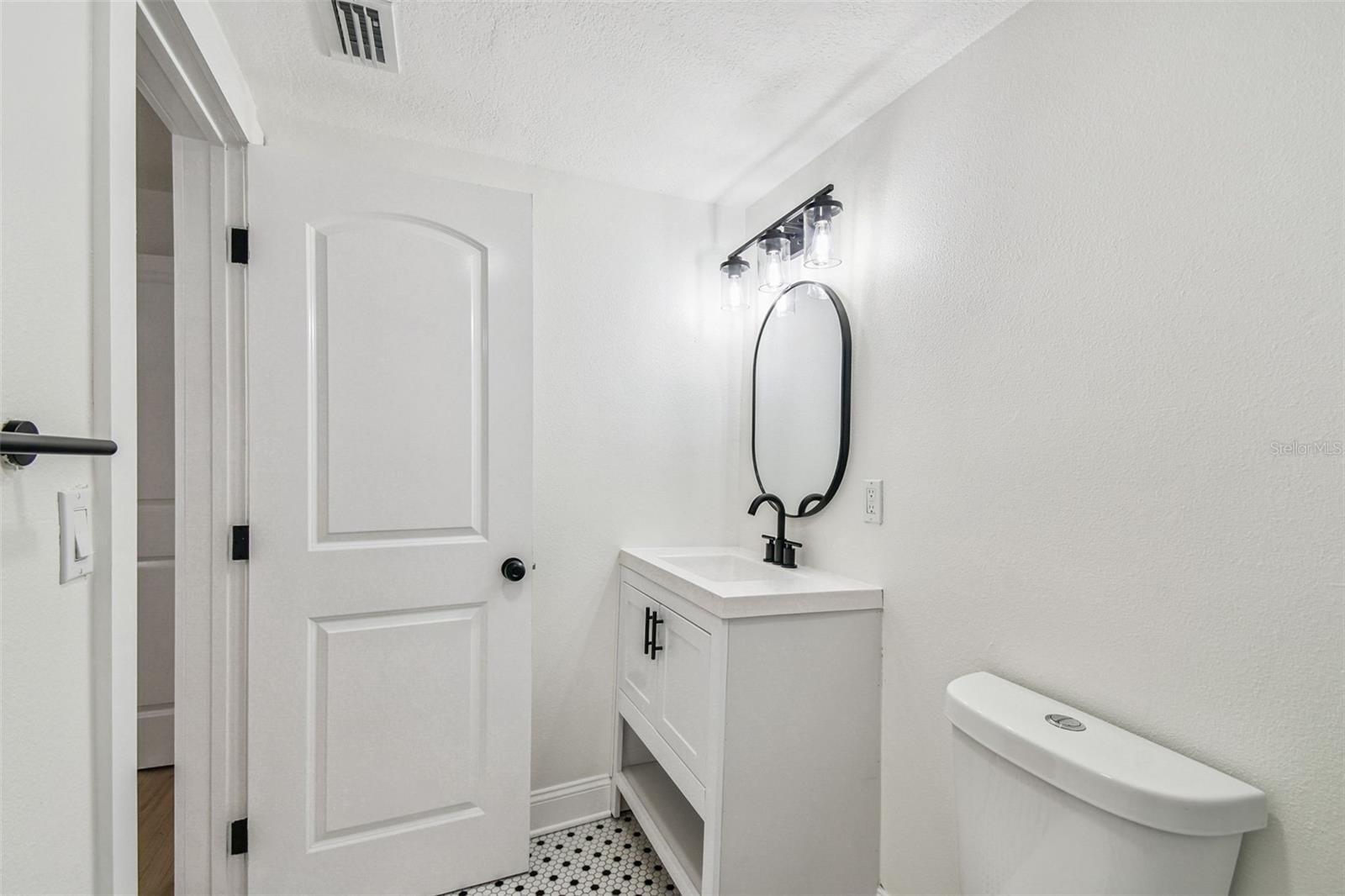 HAMNERS MARJORY B FIRST ADD - Residential