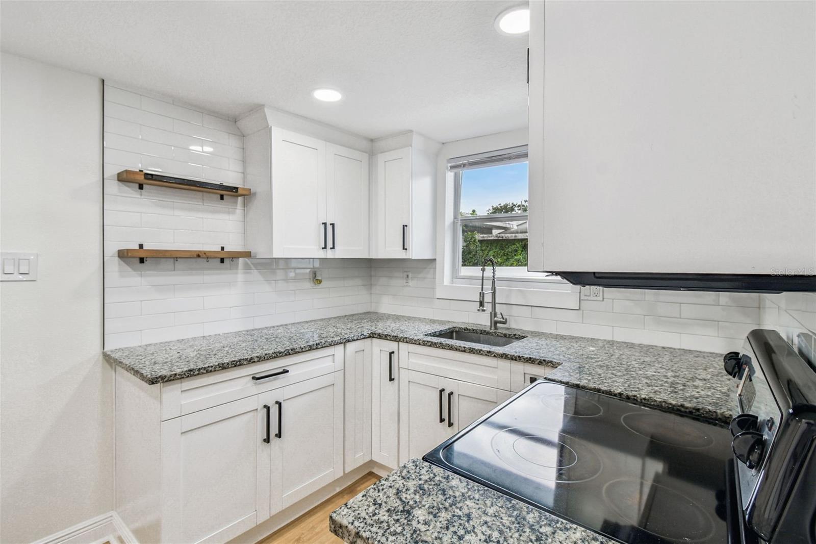 HAMNERS MARJORY B FIRST ADD - Residential