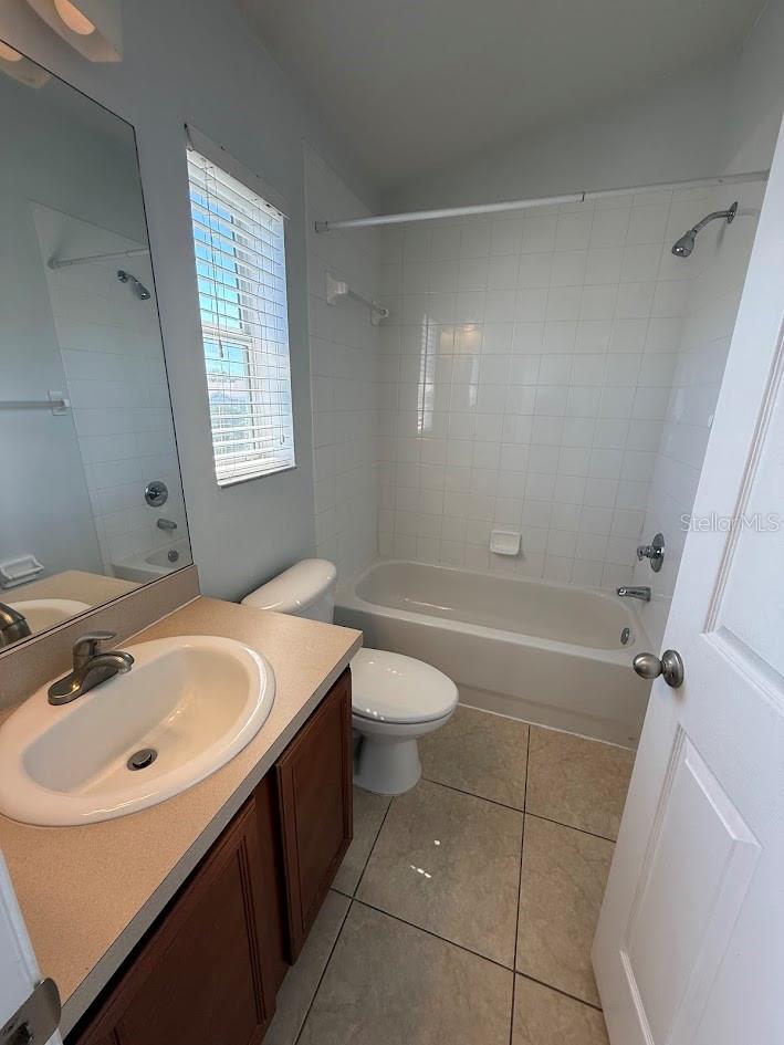 LAKEWOOD RIDGE TWNHMS - Residential