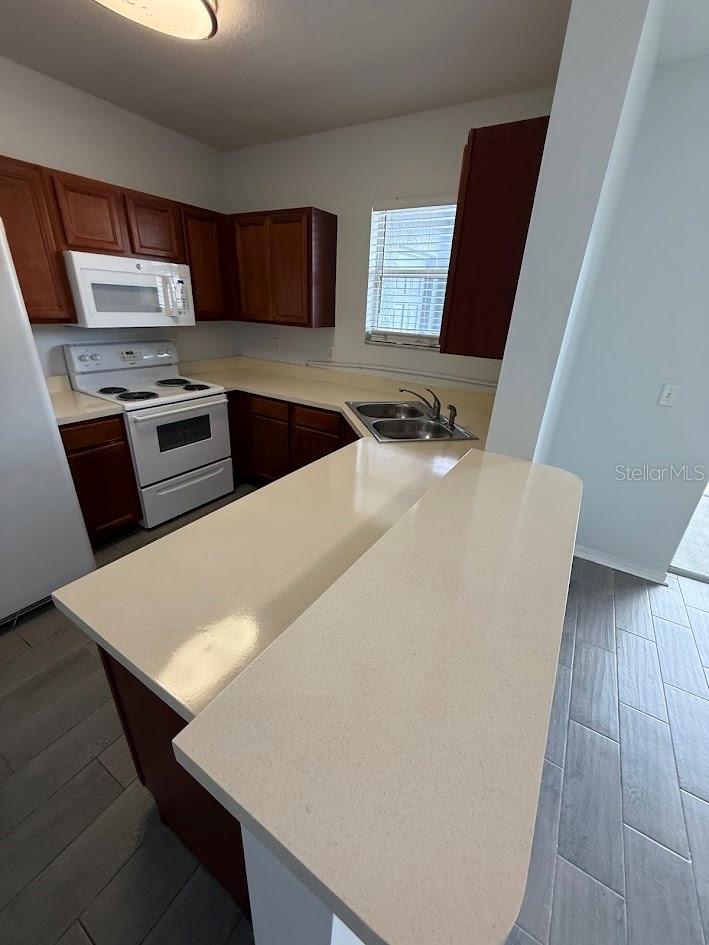 LAKEWOOD RIDGE TWNHMS - Residential