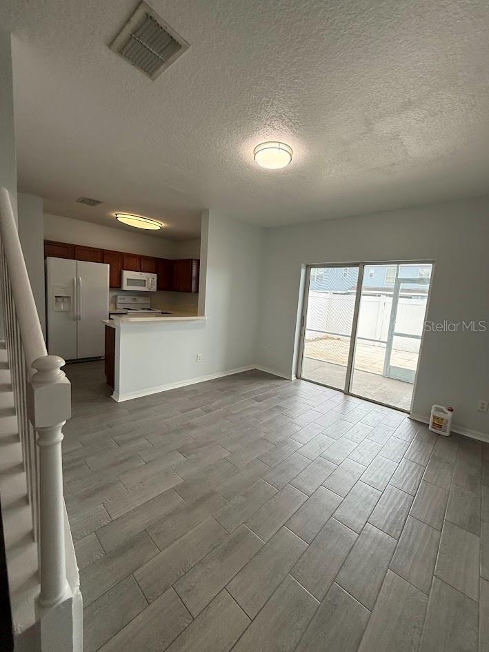 LAKEWOOD RIDGE TWNHMS - Residential