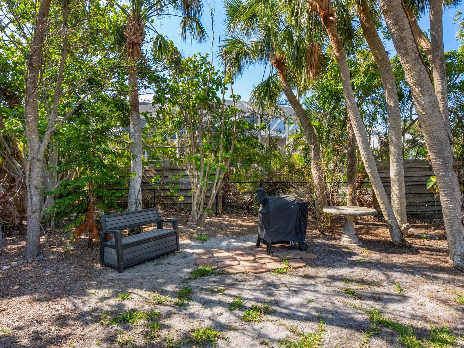 734 CANAL ROAD