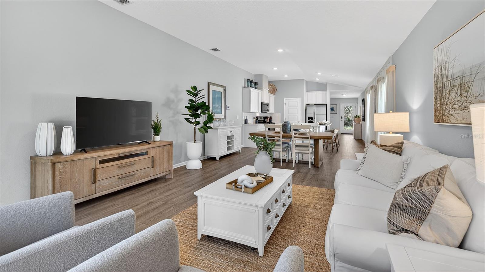 GRAND RESERVE AND GOLF CLUB - Residential