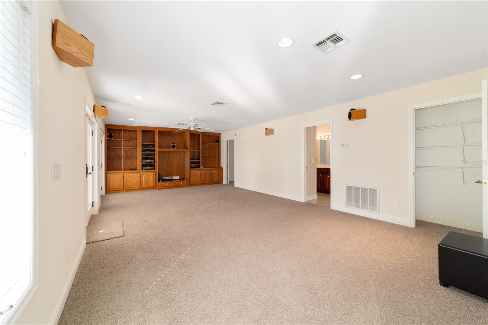 COUNTRY CLUB/OCALA UN 01 - Residential