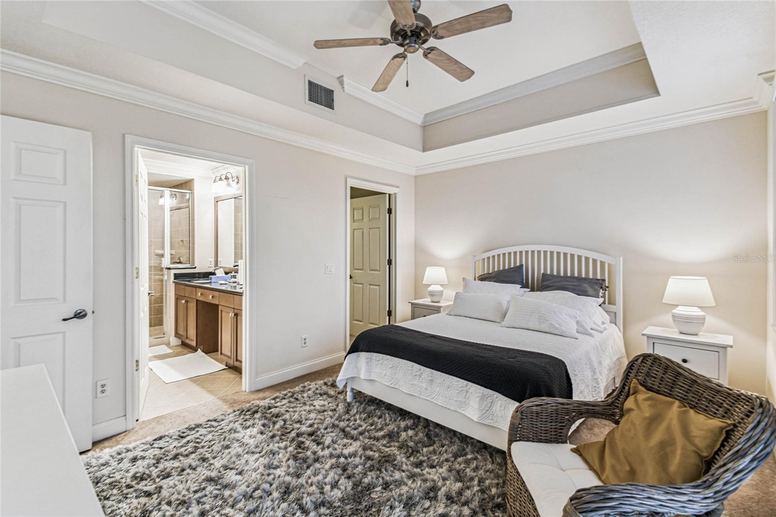 REUNION - Residential