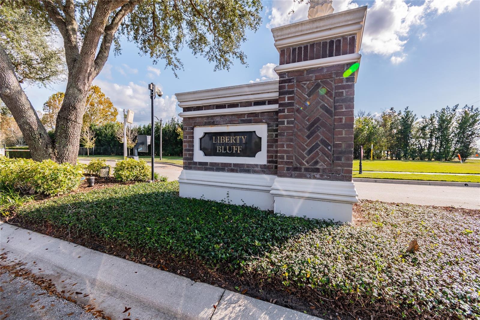 REUNION - Residential