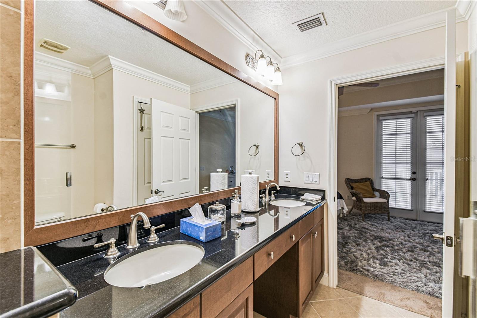 REUNION - Residential