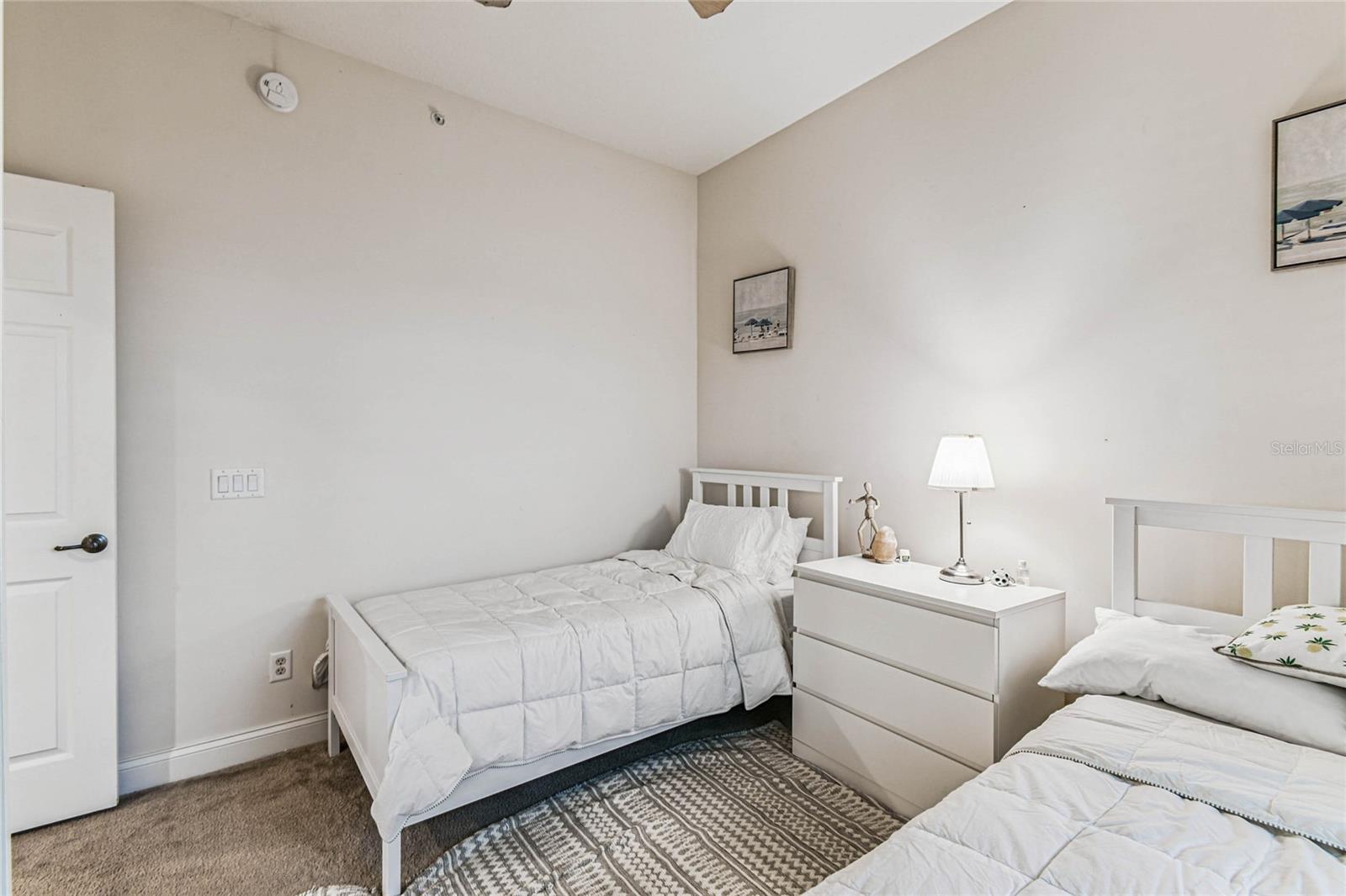 REUNION - Residential