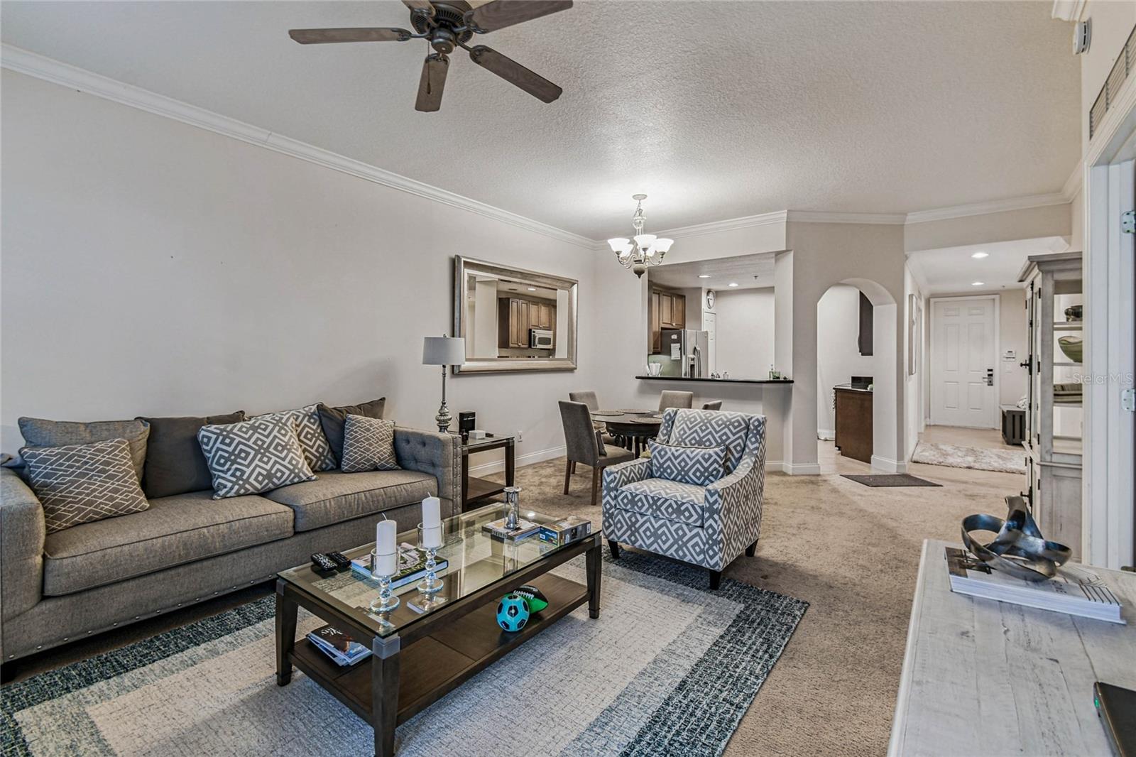 REUNION - Residential