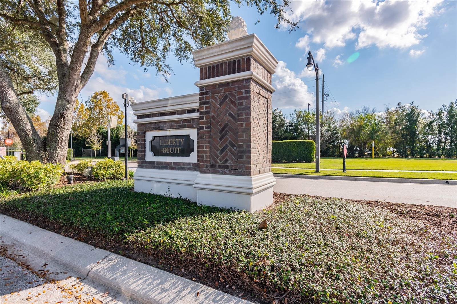 REUNION - Residential